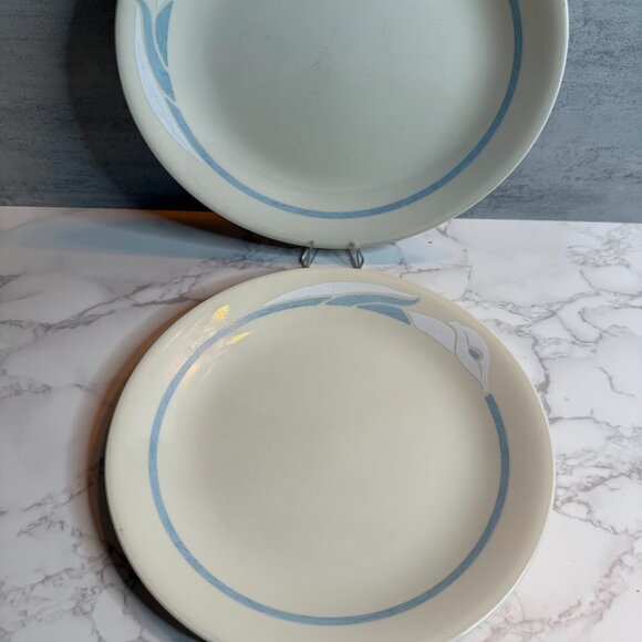 Corelle “Romance” Calla Lily Lunch Plates – Set of 2 – 8.5” Cream Light Blue - Picture 2 of 4